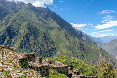 Fototapeta Naklejka Na Ścianę i Meble -  Choquequirao complex of ruins built by the Incas, one of the most remote Inca settlements in the Andes, Peru