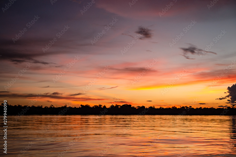 Colores del Rio Inirida al atardecer- Puerto Inirida Guainia-Colombia Colores del Rio Inirida al atardecer- Puerto Inirida Guainia-Colombia