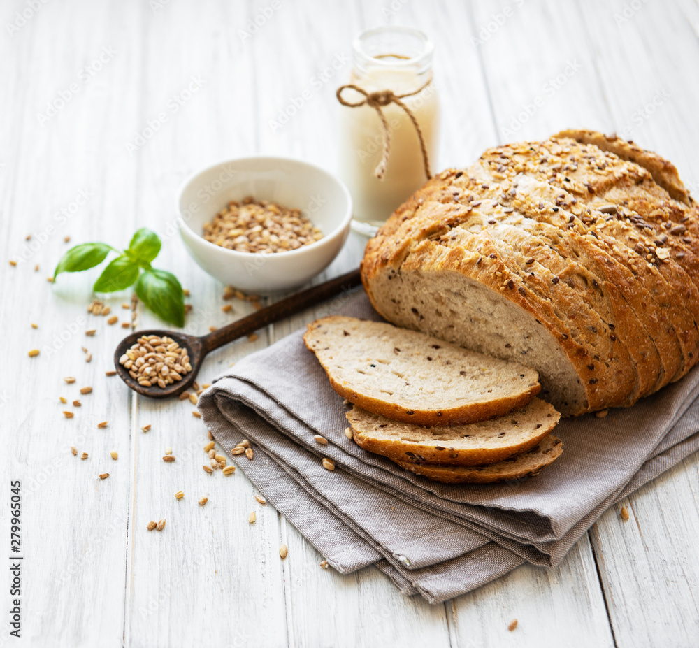 Naklejka premium Bread and glass of milk
