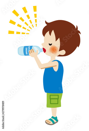 スポーツ飲料を飲む男の子 -熱中症予防