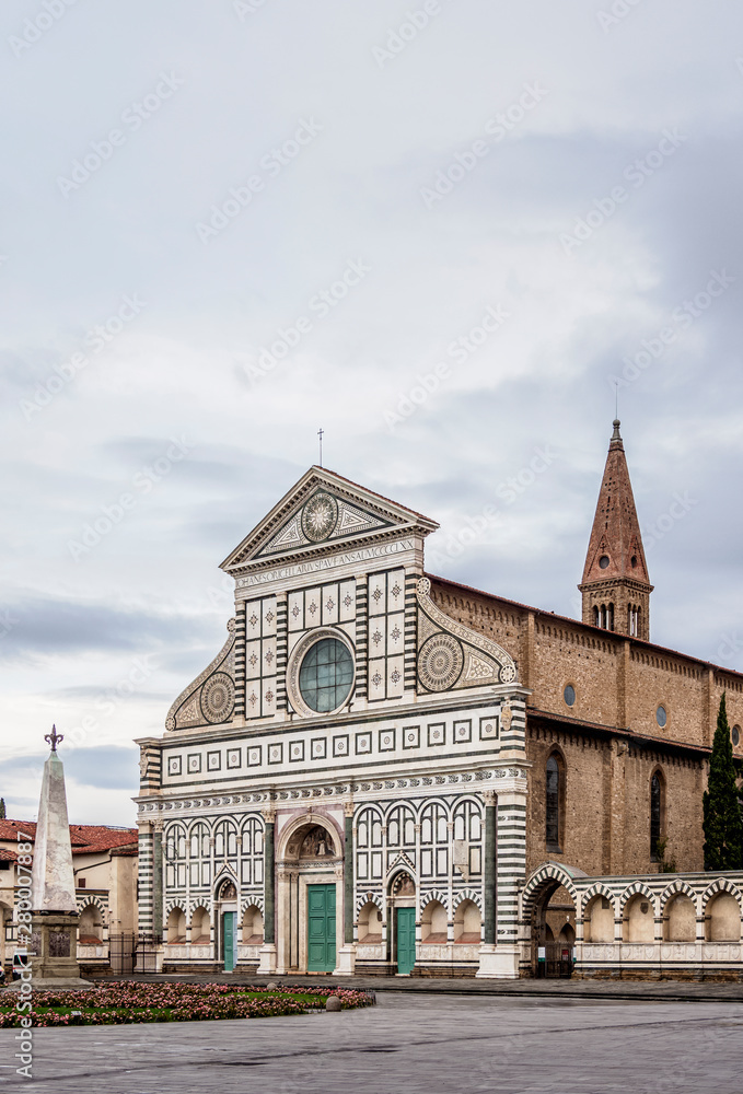 Obraz premium Basilica of Santa Maria Novella, Florence, Tuscany, Italy