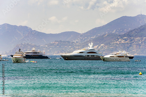 Sea bay marina with yachts and boats in Cannes © pab_map