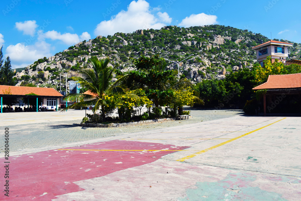 Obraz premium swimming pool in tropical resort