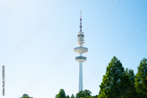 Wallpaper Mural TV tower Torontodigital.ca