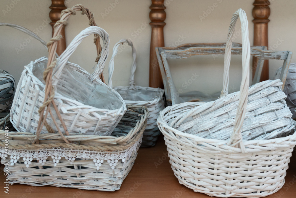 Cribs - decorative garden baskets in vintage Provence style