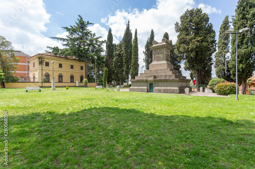 Photos Mentana
