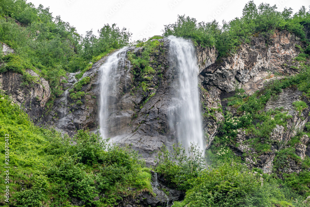 Obraz premium The highest waterfall, falling from a cliff