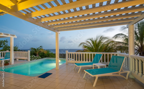 Sunset drinks by the pool 