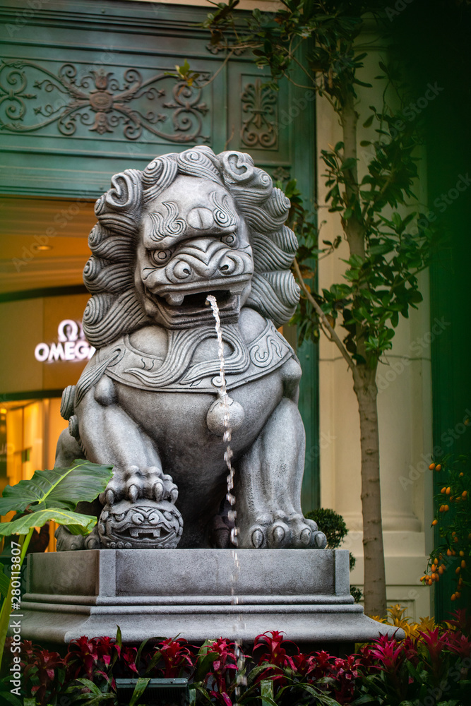 chinese lion statue