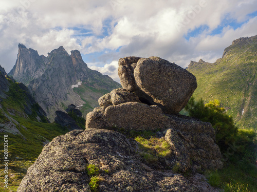 View of the ancient stones in the Ergaki Nature Park. Siberian wildlife © Евгений Казанцев