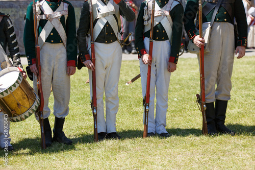 Uniform of soldiers during the Russian-French war of 1812. The guns and drums of 1812.