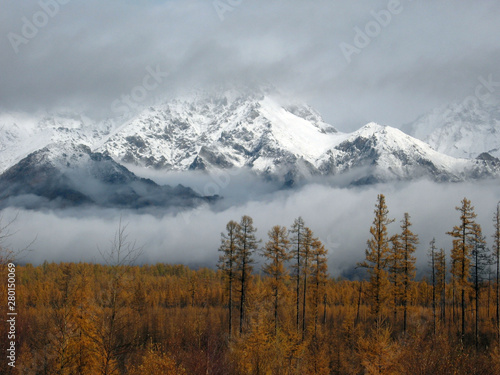 Autumn in mountains deep in Siberia © Paul EtCetra