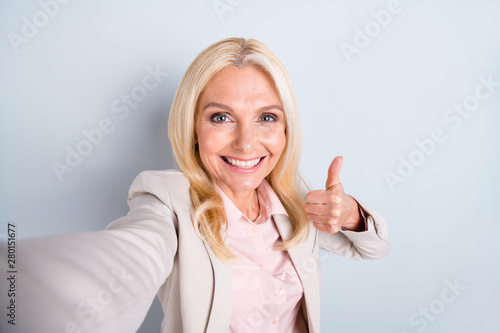 Wallpaper Mural Self-portrait of her she nice-looking attractive charming stylish cheerful cheery glad grey-haired lady granny showing thumbup ad advert solution isolated over light white gray background Torontodigital.ca