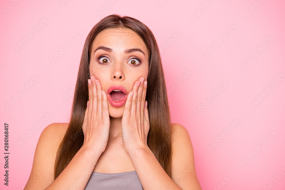 Close-up portrait of her she nice-looking lovely lovable feminine charming cute pretty winsome amazed straight-haired lady isolated over pink pastel background Close-up portrait of her she nice-looking lovely lovable feminine charming cute pretty winsome amazed straight-haired lady isolated over pink pastel background