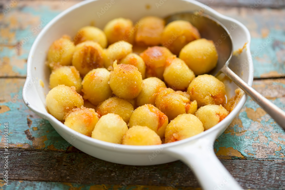 Round gnocchi with tomato filling Round gnocchi with tomato filling
