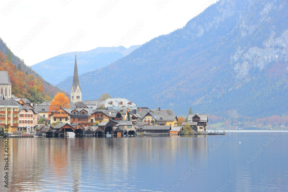Hallstatt Villages with mountain and lake, Hallstatt, Austria. beautiful view of famous