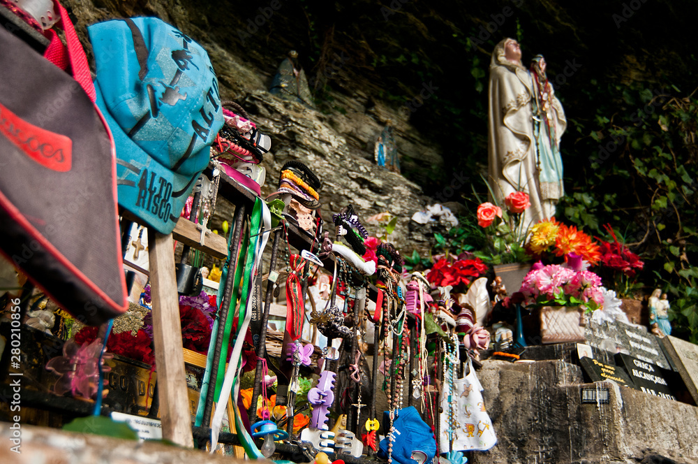 Santuário Nossa Senhora de Lourdes Santuário Nossa Senhora de Lourdes