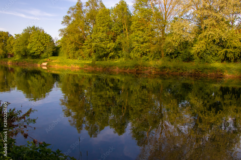 Fototapeta premium Flusslandschaft