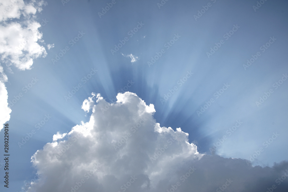 natural background of sky, sunray throuthout cloud