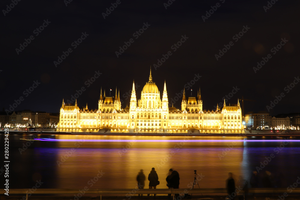 The building of the Hungarian Parliament by night