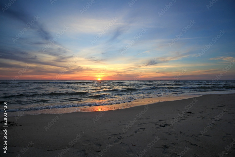 Sonnenaufgang am Meer