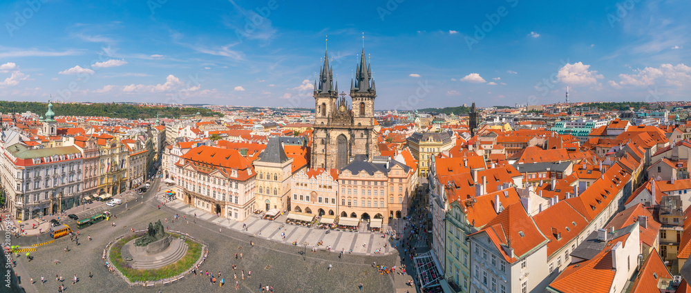 Obraz premium Old Town square with Tyn Church, Prague, Czech Republic