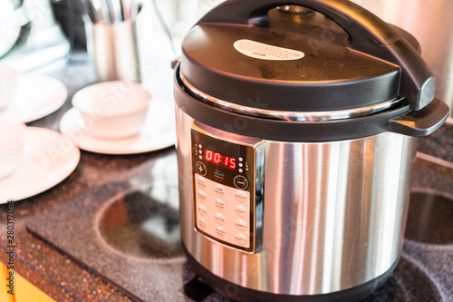 Принти на полотні Pressure cooker
