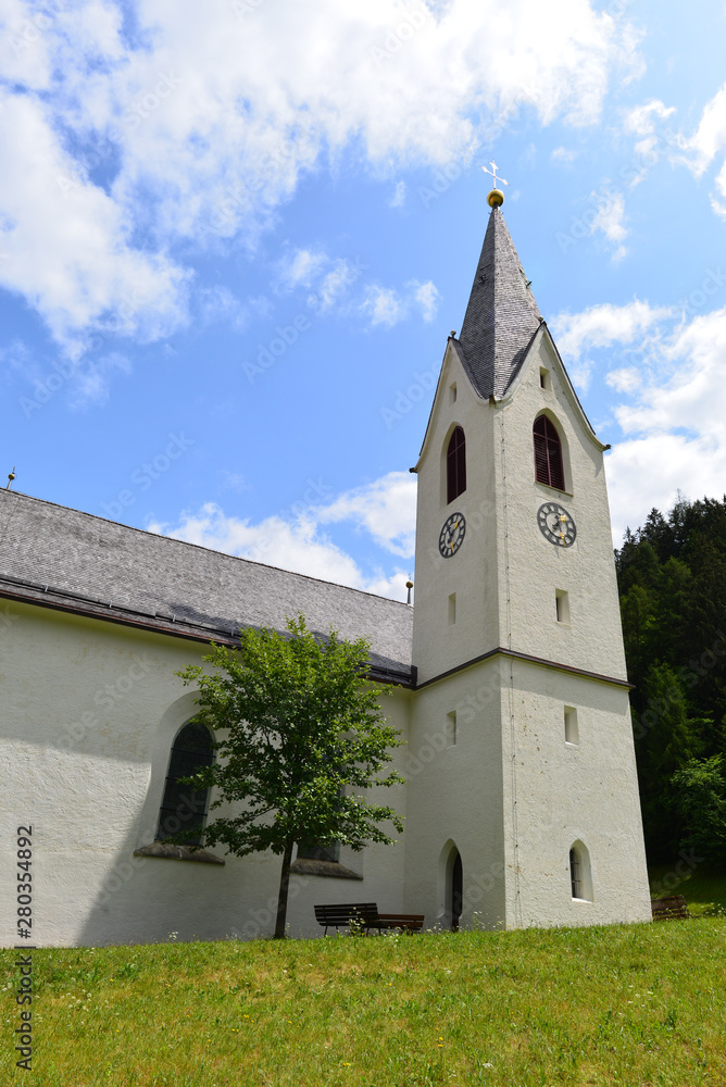 Wallfahrtskirche Mariahilf in Kronburg-Zams/Tirol