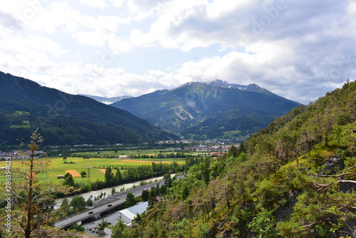 Zams - Oberinntal/Tirol © Ilhan Balta