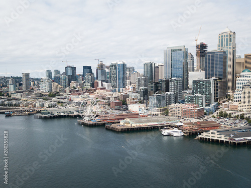 Fototapeta Urban Seattle waterfront aerial landscape views