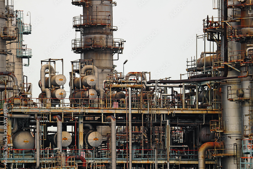 Structure of oil refinery plant in industrial area