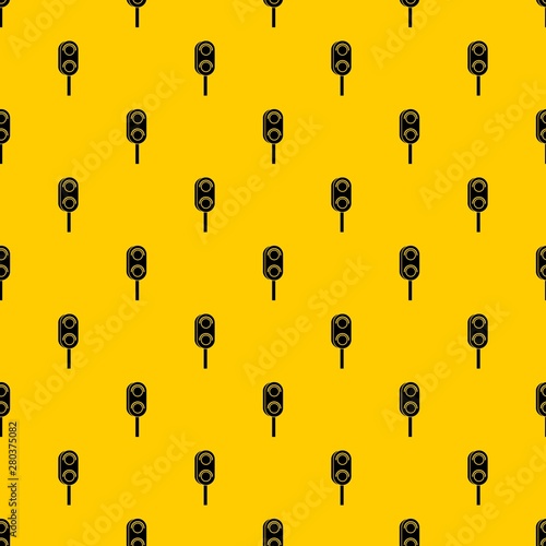 Semaphore trafficlight pattern seamless vector repeat geometric yellow for any design