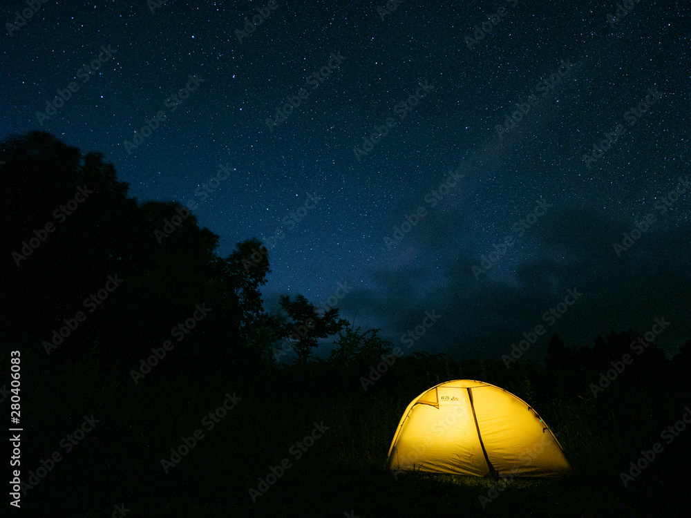 星空 天の川 テント キャンプ Stock Photo Adobe Stock