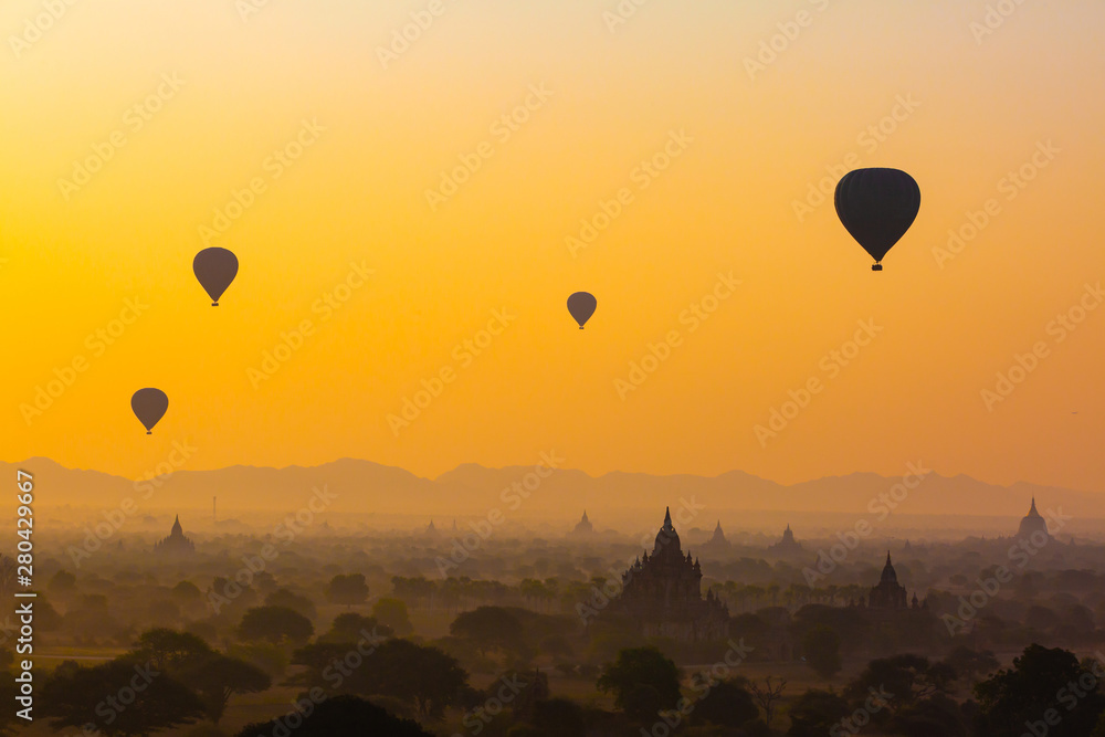 Htilominlo Temple is a Buddhist temple located in Bagan, in Burma/Myanmar, built during the reign of King Htilominlo, 1211-1231. Htilominlo Temple is a Buddhist temple located in Bagan, in Burma/Myanmar, built during the reign of King Htilominlo, 1211-1231.