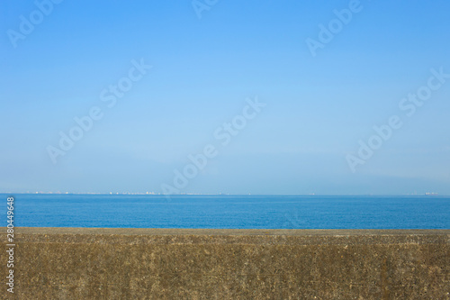 sea and breakwater