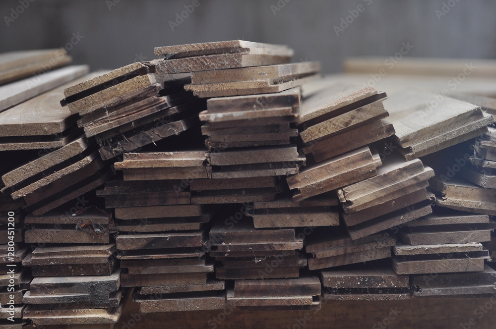 crafts made of wood with their own hands. Build wood furniture. Joinery Workshop crafts made of wood with their own hands. Build wood furniture. Joinery Workshop