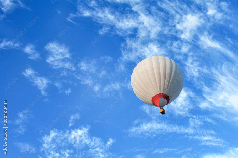 Fototapeta premium on top of the balloons, inflate and float in the air