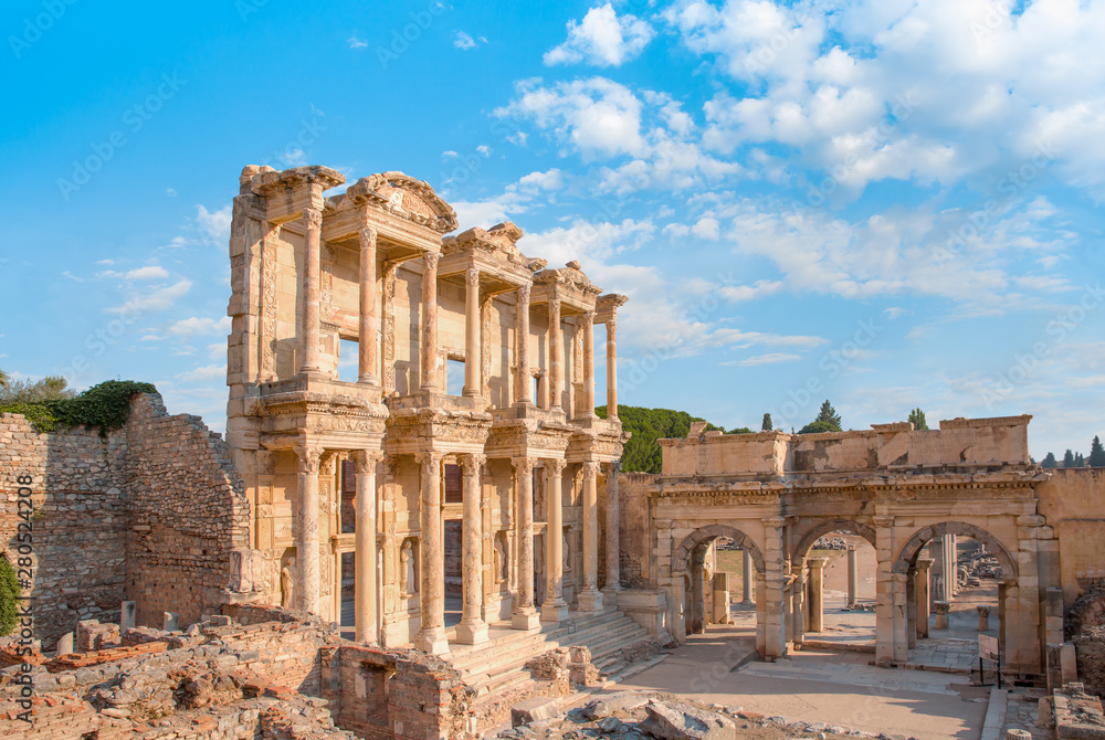 Celsus Library in Ephesus, Turkey - obrazy, fototapety, plakaty 