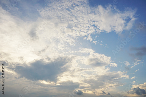 Fototapeta Naklejka Na Ścianę i Meble -  Beautiful blue sky with cloud, abstract background,abstract colorful focus and defocused