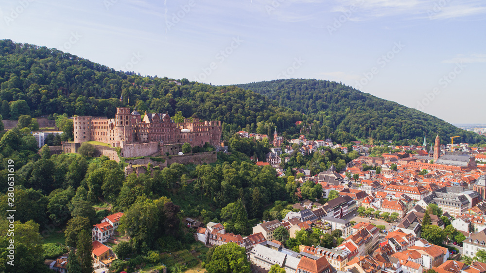 Obraz premium Aerial Capture of Heidelberg Castle and Old Town