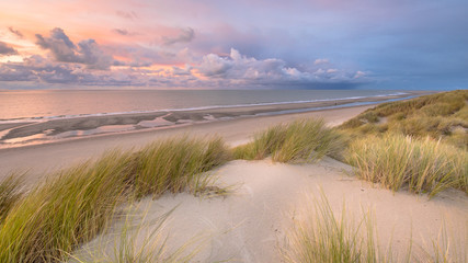 Foto auf Acrylglas Nordsee Blick über die Nordsee von der Düne  © creativenature.nl