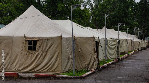 Tents of a military camp in the field © NCKAHDEP