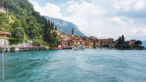 Houses on the shores of Lake Como. Varenna. © ReitNN