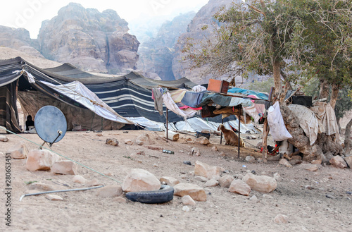 Valokuva An actual bedouin camp of nomads in the desert of Jordan, near Petra
