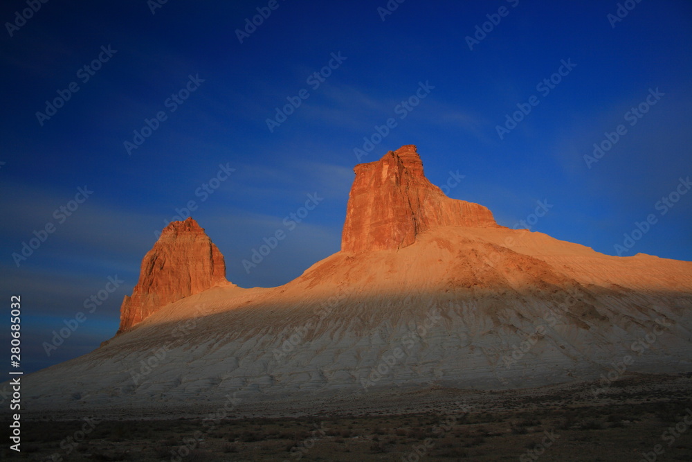 Naklejka premium Kazakhstan. Plateau Ustyurt. Rock remnants.