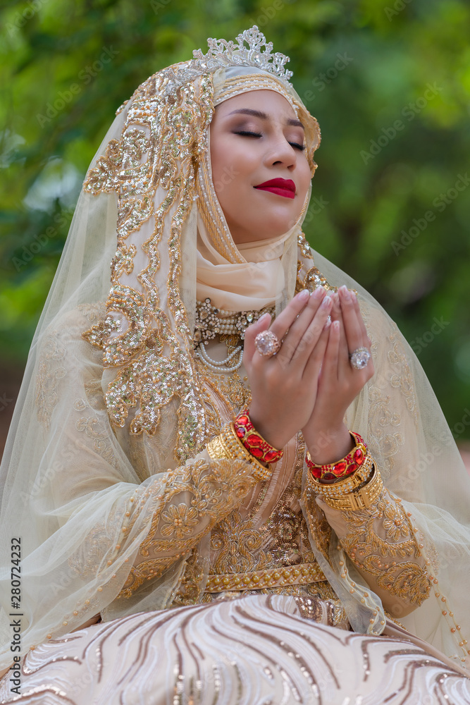 Muslim Wedding Stock Photos, Images and Backgrounds for Free Download