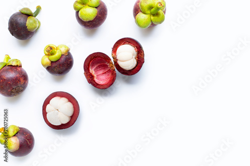 Fotografie Mangosteen isolated on white background.
