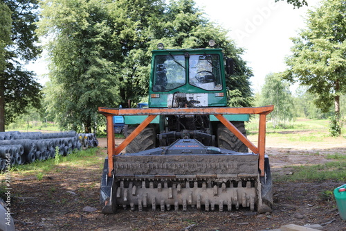 tractor massey ferguson mulcher mericrusher photo