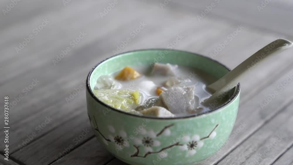 Bubur Cha Cha, a Malaysia traditional tong sui dessert soup. It is a