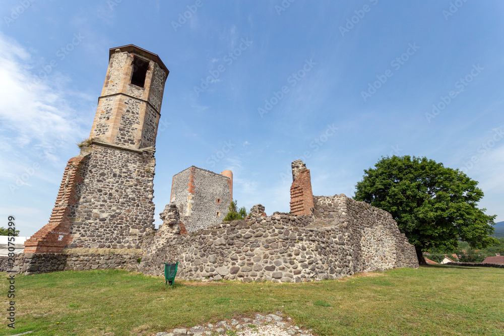 Kisnana castle